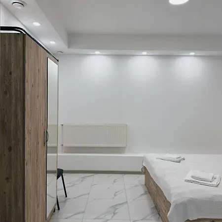 Pine Garden Apartments Tbilisi Exterior photo