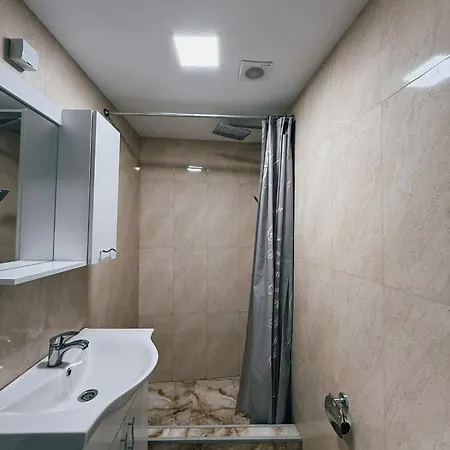 Pine Garden Apartments Tbilisi Exterior photo