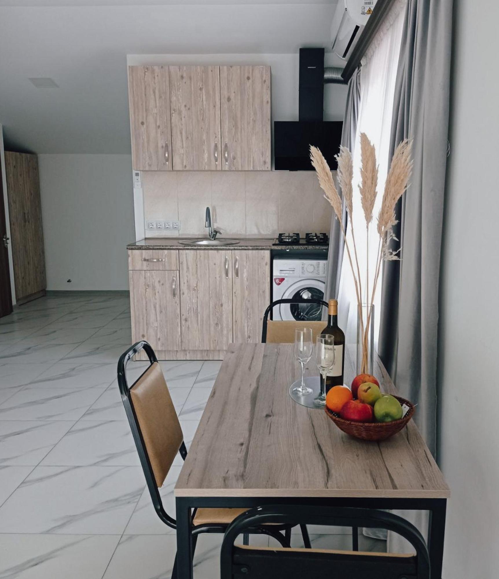 Pine Garden Apartment Tbilisi