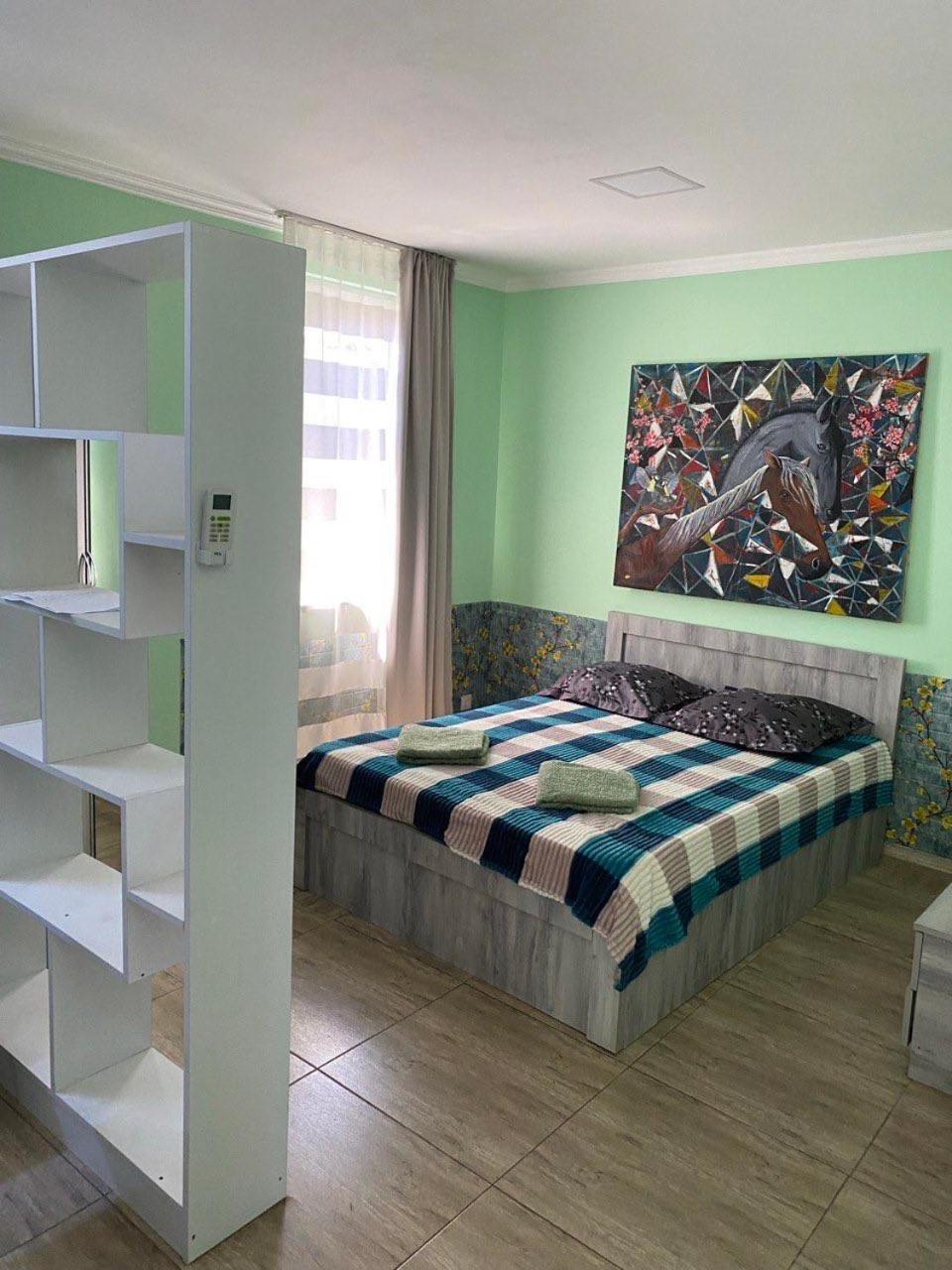 Pine Garden Apartment Tbilisi
